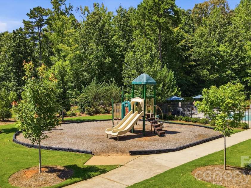 10125 Castlebrooke Drive, Concord, NC 28027.  MLS# CAR4418410, YatesRealty ID 47371. 