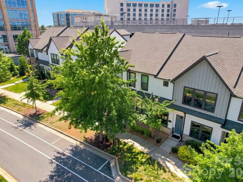 5930 Ardrey Kell Road, Charlotte, NC 28277.  MLS# CAR4418391, YatesRealty ID 47372. 