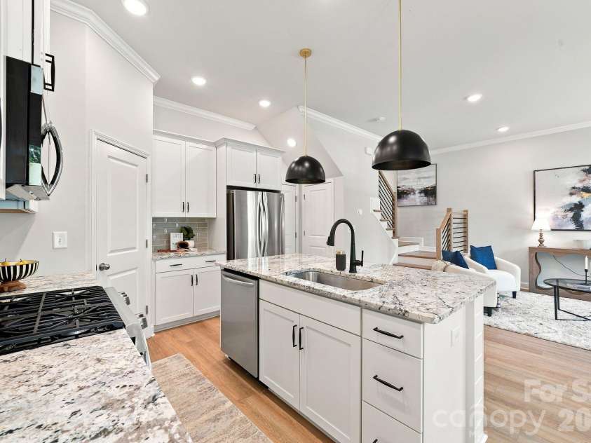 5930 Ardrey Kell Road, Charlotte, NC 28277.  MLS# CAR4418391, YatesRealty ID 47372. 