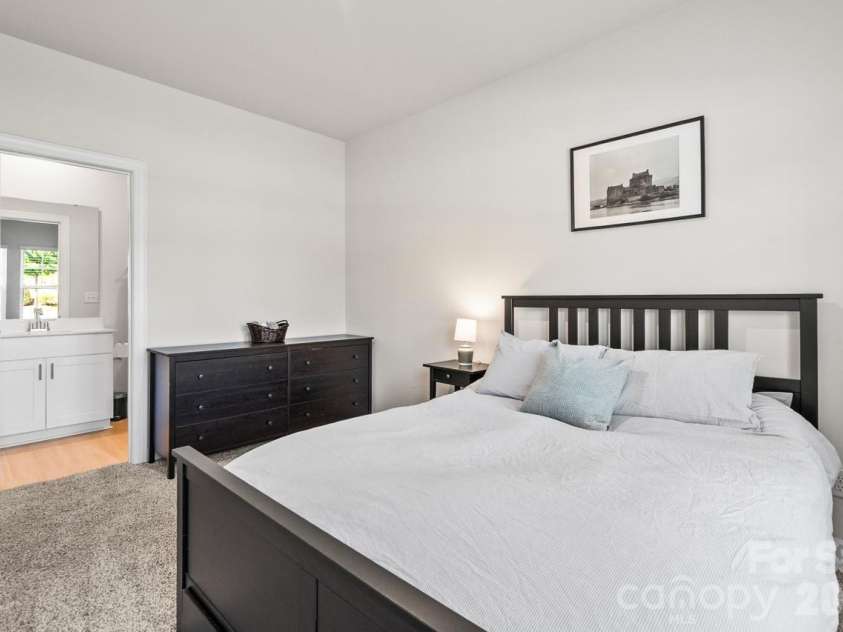 4404 Millennium Avenue, Charlotte, NC 28217.  MLS# CAR4418616, YatesRealty ID 47374. 