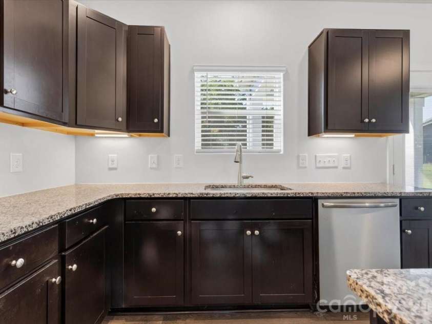 1406 Black Walnut Street, Monroe, NC 28112.  MLS# CAR4418699, YatesRealty ID 47375. 