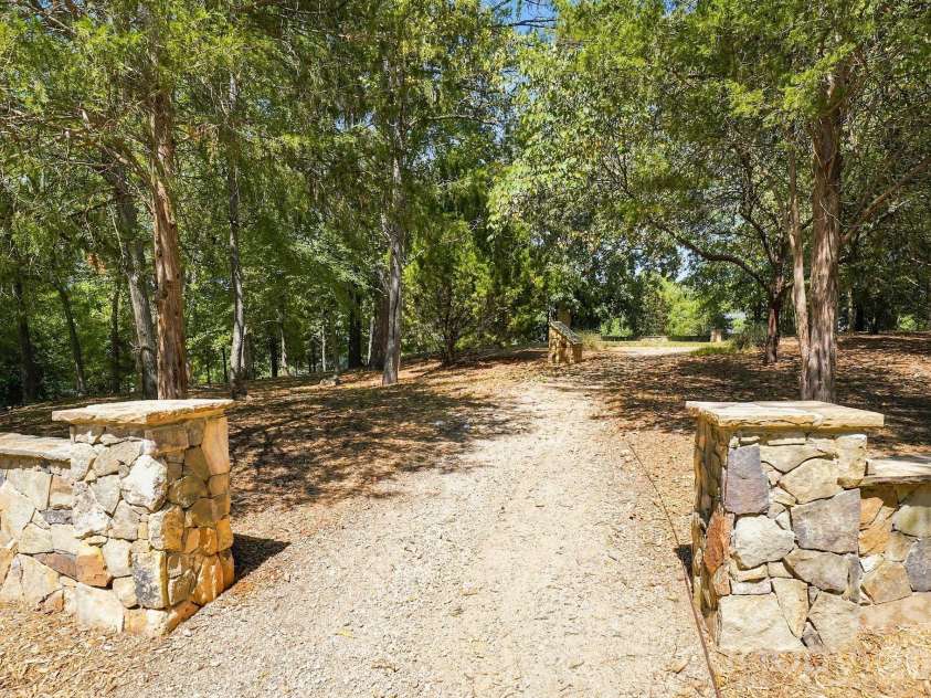 11106 Harbert Road, Huntersville, NC 28078.  MLS# CAR4419125, YatesRealty ID 47378. 