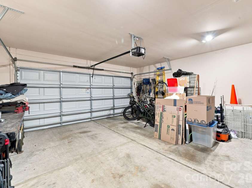 11106 Harbert Road, Huntersville, NC 28078.  MLS# CAR4419125, YatesRealty ID 47378. Garage