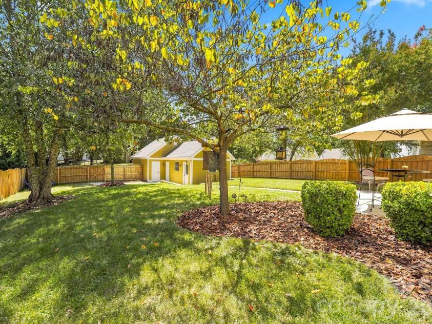 11106 Harbert Road, Huntersville, NC 28078.  MLS# CAR4419125, YatesRealty ID 47378. Yard