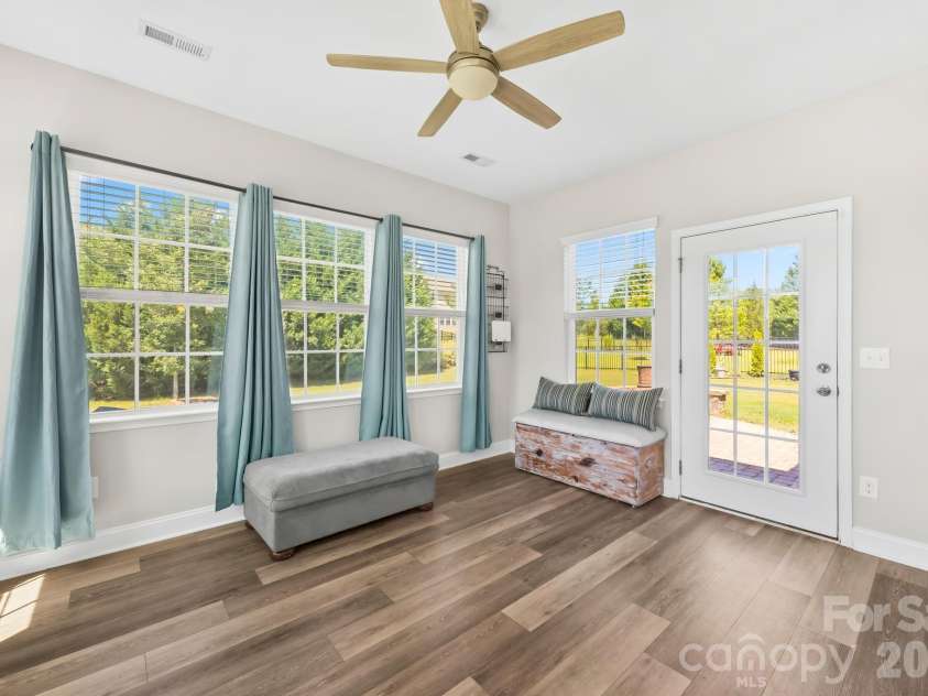 16113 Foreleigh Road, Huntersville, NC 28078.  MLS# CAR4419124, YatesRealty ID 47379. 