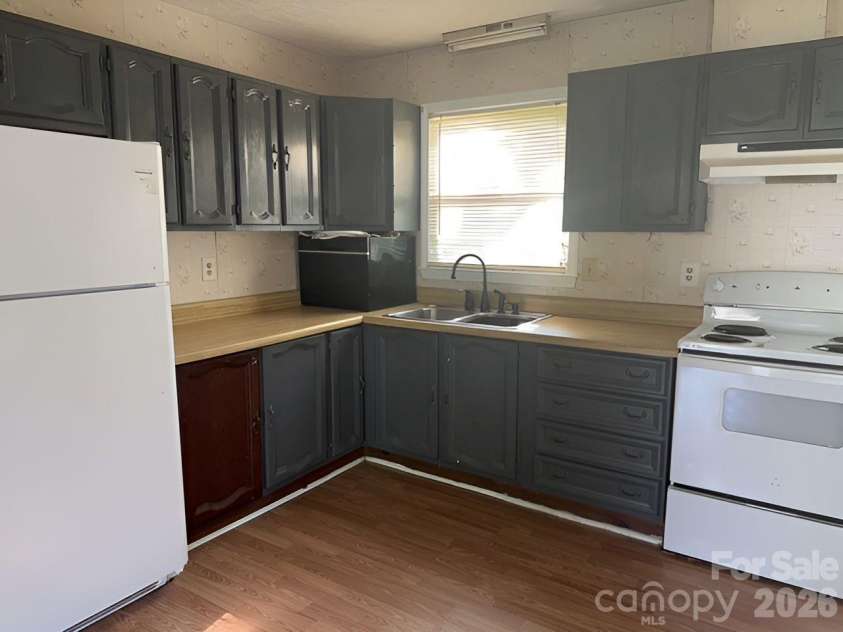 104 Whitley Road, Morganton, NC 28655.  MLS# CAR4400393, YatesRealty ID 4738. 