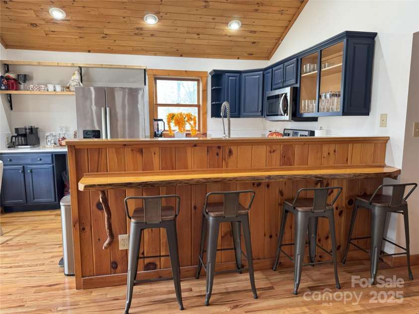 205 Firefly Lane, Boone, NC 28607.  MLS# CAR4241616, YatesRealty ID 4738. 