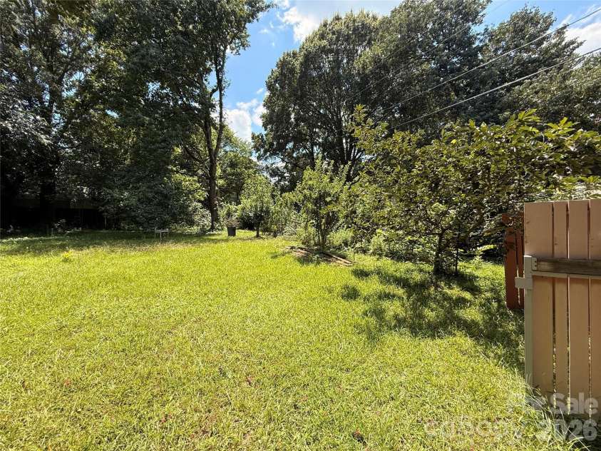 4310 Gillespie Court, Charlotte, NC 28205.  MLS# CAR4419199, YatesRealty ID 47381. 