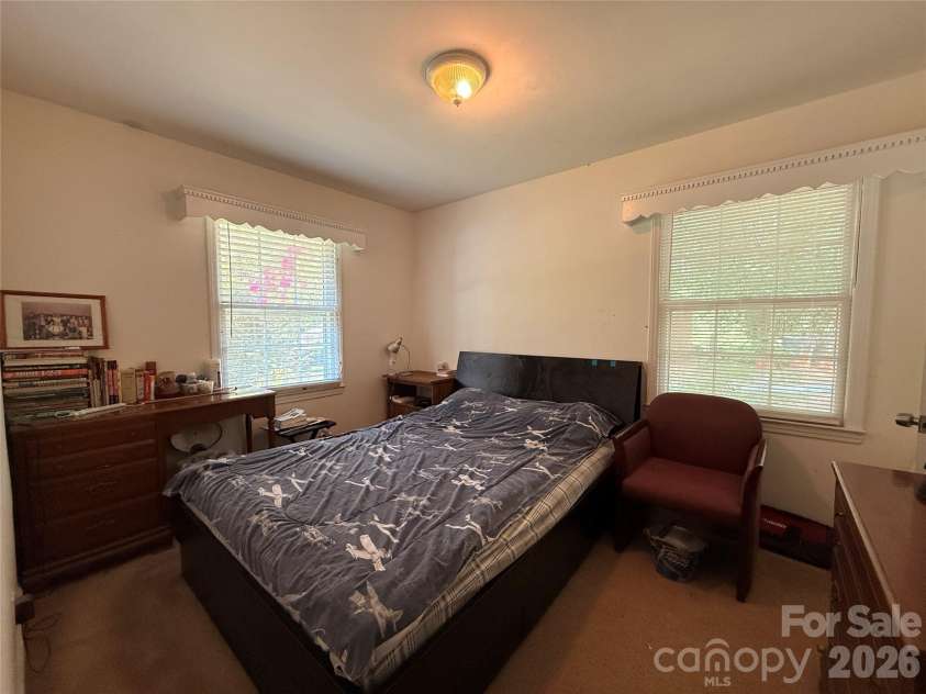 4310 Gillespie Court, Charlotte, NC 28205.  MLS# CAR4419199, YatesRealty ID 47381. 
