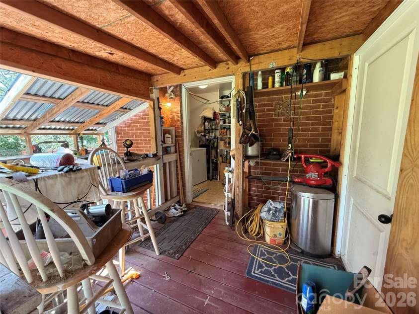4310 Gillespie Court, Charlotte, NC 28205.  MLS# CAR4419199, YatesRealty ID 47381. 