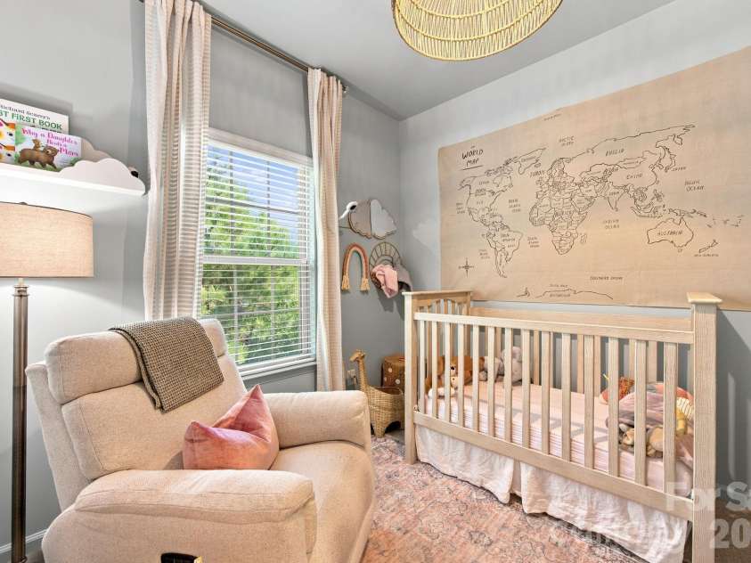 1321 Queen Lyon Court, Charlotte, NC 28205.  MLS# CAR4417946, YatesRealty ID 47382. 