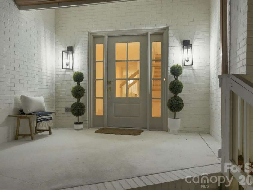 4818 Carmel Road, Charlotte, NC 28226.  MLS# CAR4417952, YatesRealty ID 47383. 