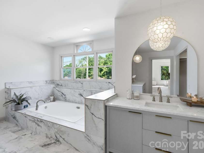 4818 Carmel Road, Charlotte, NC 28226.  MLS# CAR4417952, YatesRealty ID 47383. 