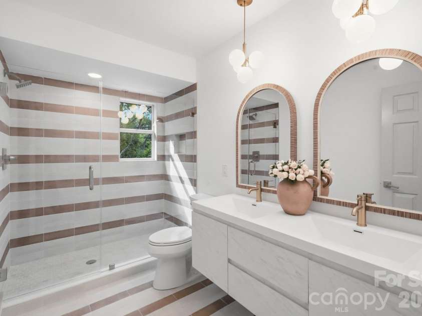 4818 Carmel Road, Charlotte, NC 28226.  MLS# CAR4417952, YatesRealty ID 47383. 