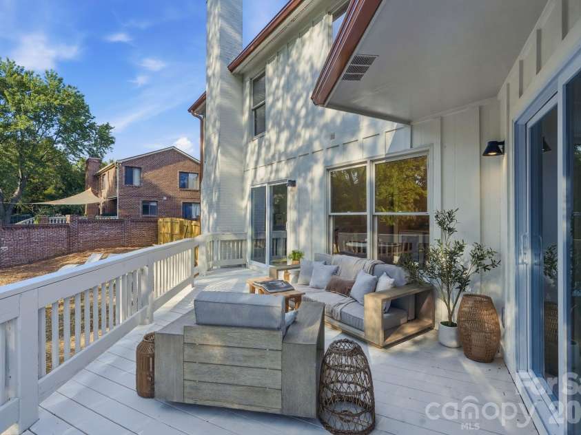 4818 Carmel Road, Charlotte, NC 28226.  MLS# CAR4417952, YatesRealty ID 47383. 