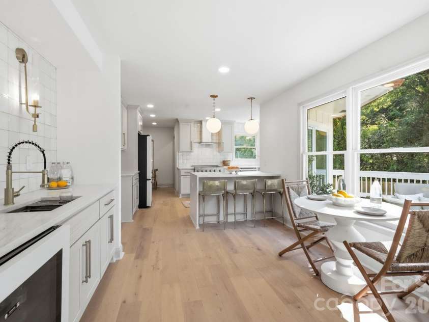 4818 Carmel Road, Charlotte, NC 28226.  MLS# CAR4417952, YatesRealty ID 47383. 