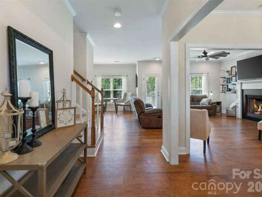 1215 Robinhood Lane, Kannapolis, NC 28081.  MLS# CAR4417167, YatesRealty ID 47385. 