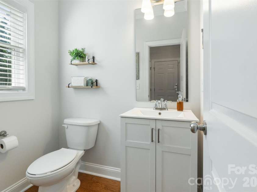 1215 Robinhood Lane, Kannapolis, NC 28081.  MLS# CAR4417167, YatesRealty ID 47385. 
