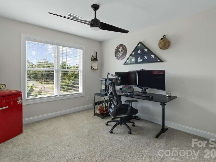 1215 Robinhood Lane, Kannapolis, NC 28081.  MLS# CAR4417167, YatesRealty ID 47385. 