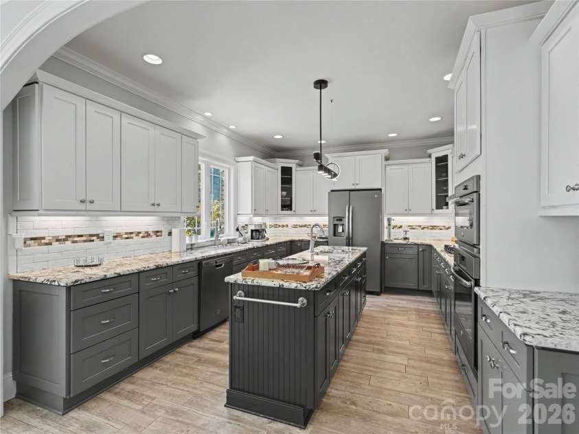 3826 Landmark Drive, Sherrills Ford, NC 28673.  MLS# CAR4417460, YatesRealty ID 47390. 