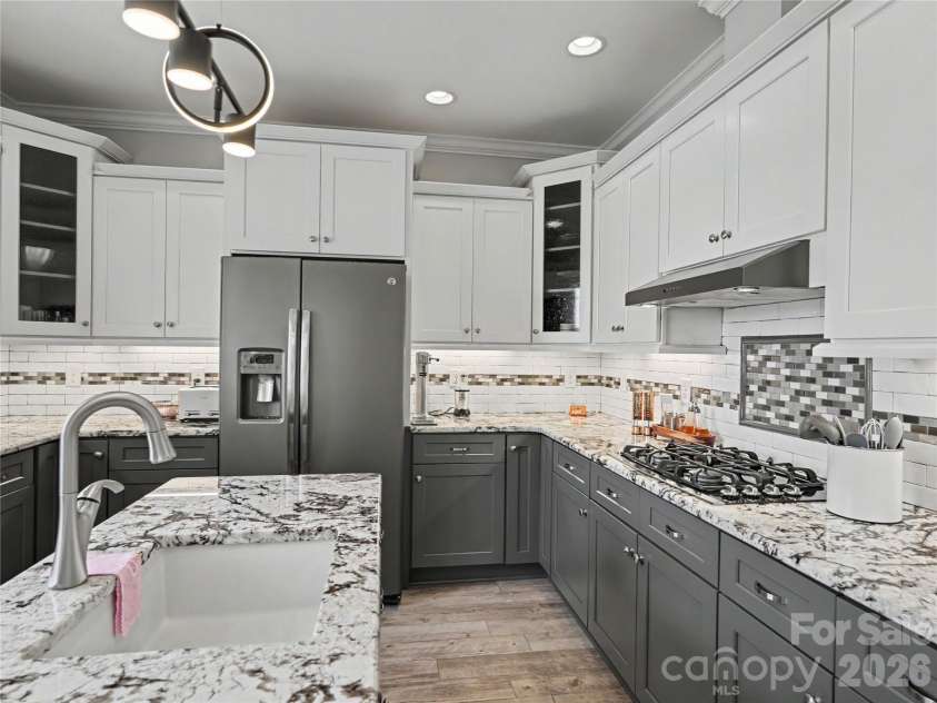 3826 Landmark Drive, Sherrills Ford, NC 28673.  MLS# CAR4417460, YatesRealty ID 47390. 