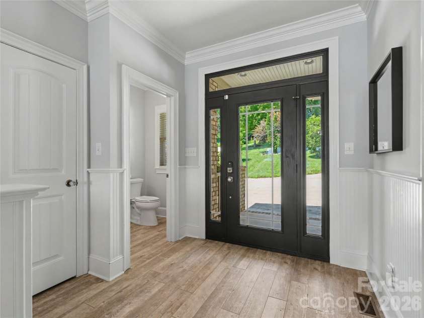 3826 Landmark Drive, Sherrills Ford, NC 28673.  MLS# CAR4417460, YatesRealty ID 47390. 