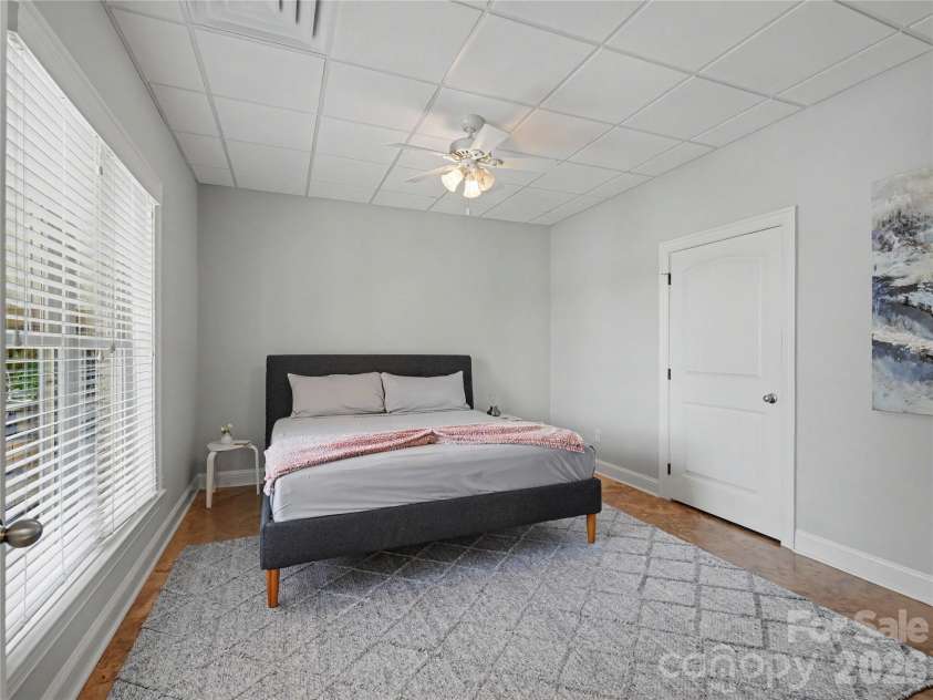 3826 Landmark Drive, Sherrills Ford, NC 28673.  MLS# CAR4417460, YatesRealty ID 47390. 