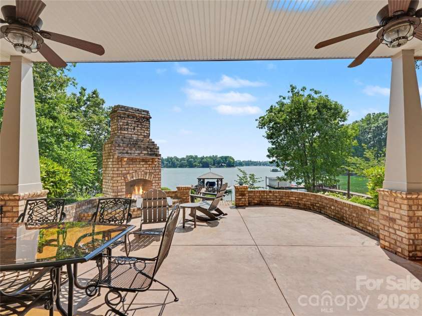 3826 Landmark Drive, Sherrills Ford, NC 28673.  MLS# CAR4417460, YatesRealty ID 47390. 