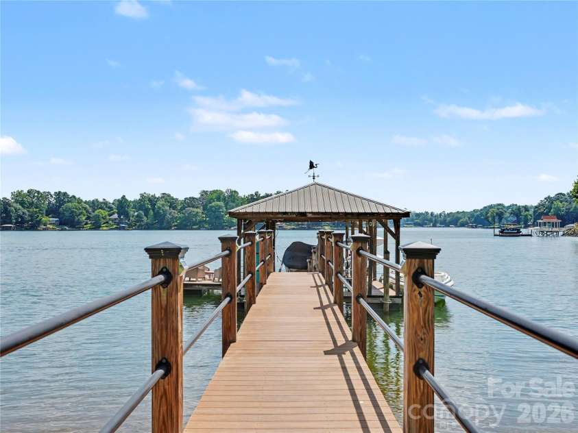 3826 Landmark Drive, Sherrills Ford, NC 28673.  MLS# CAR4417460, YatesRealty ID 47390. 