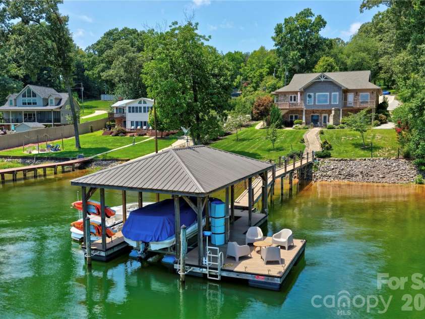 3826 Landmark Drive, Sherrills Ford, NC 28673.  MLS# CAR4417460, YatesRealty ID 47390. 