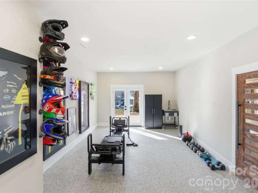 388 Ponderosa Circle, Mooresville, NC 28117.  MLS# CAR4418212, YatesRealty ID 47392. 