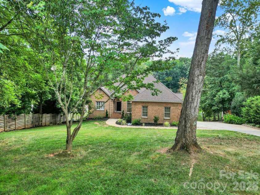 388 Ponderosa Circle, Mooresville, NC 28117.  MLS# CAR4418212, YatesRealty ID 47392. 