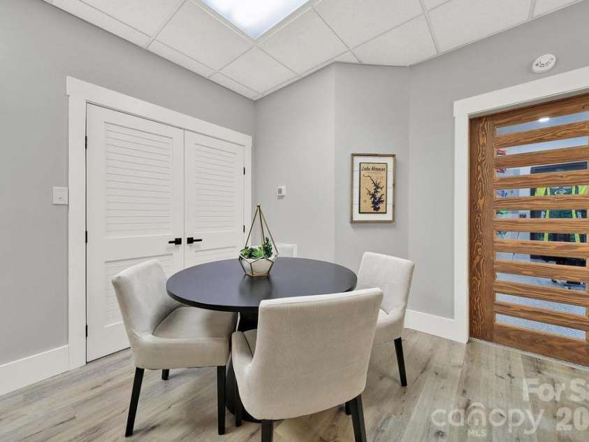 388 Ponderosa Circle, Mooresville, NC 28117.  MLS# CAR4418212, YatesRealty ID 47392. 