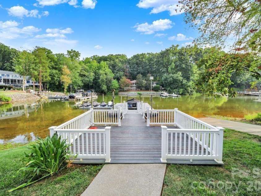 388 Ponderosa Circle, Mooresville, NC 28117.  MLS# CAR4418212, YatesRealty ID 47392. 