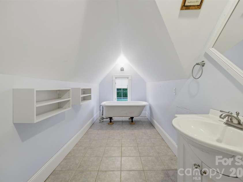 2386 Liledoun Road, Taylorsville, NC 28681.  MLS# CAR4418232, YatesRealty ID 47393. 
