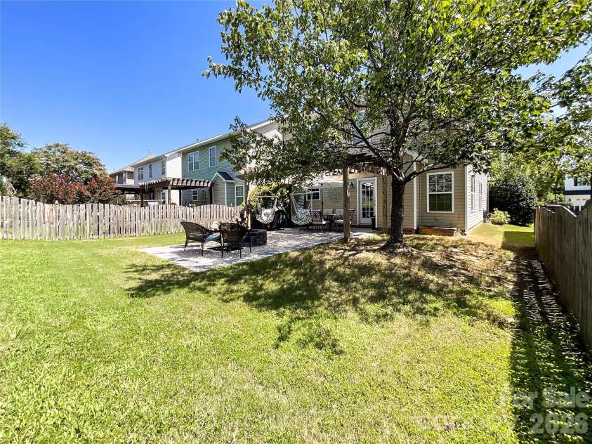 1033 Mountain Laurel Court, Matthews, NC 28104.  MLS# CAR4417453, YatesRealty ID 47395. 