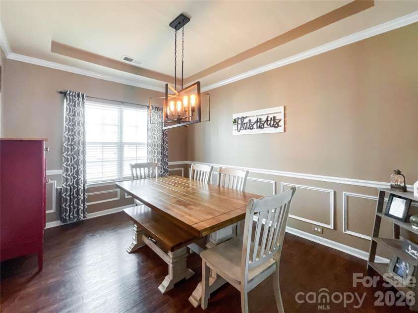 1033 Mountain Laurel Court, Matthews, NC 28104.  MLS# CAR4417453, YatesRealty ID 47395. Dinning Room
