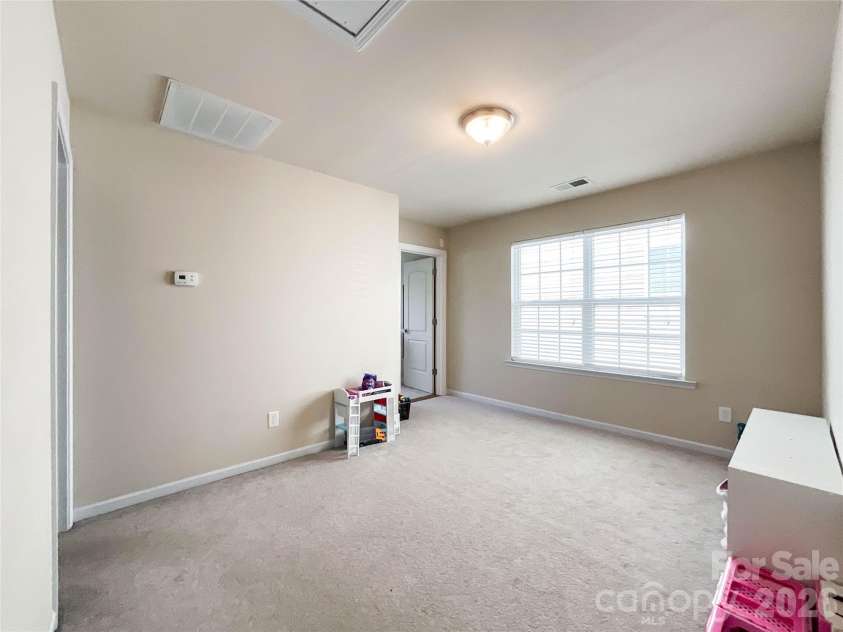 1033 Mountain Laurel Court, Matthews, NC 28104.  MLS# CAR4417453, YatesRealty ID 47395. Loft