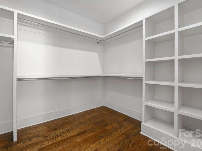 1418 Caldwell Street, Charlotte, NC 28206.  MLS# CAR4417443, YatesRealty ID 47396. 