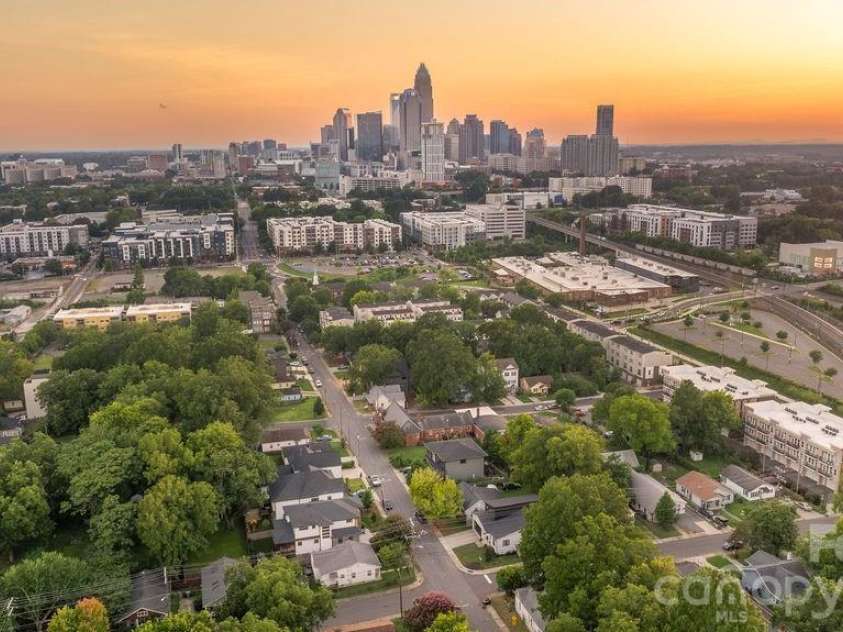 1418 Caldwell Street, Charlotte, NC 28206.  MLS# CAR4417443, YatesRealty ID 47396. 