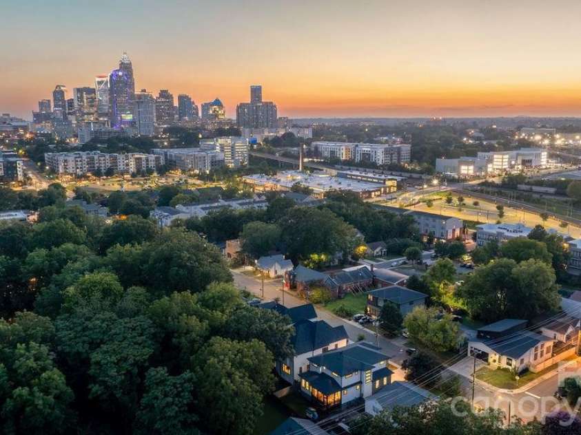 1418 Caldwell Street, Charlotte, NC 28206.  MLS# CAR4417443, YatesRealty ID 47396. 