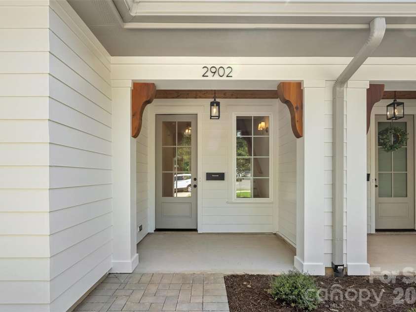 2902 Dogwood Avenue, Charlotte, NC 28206.  MLS# CAR4418351, YatesRealty ID 47398. 