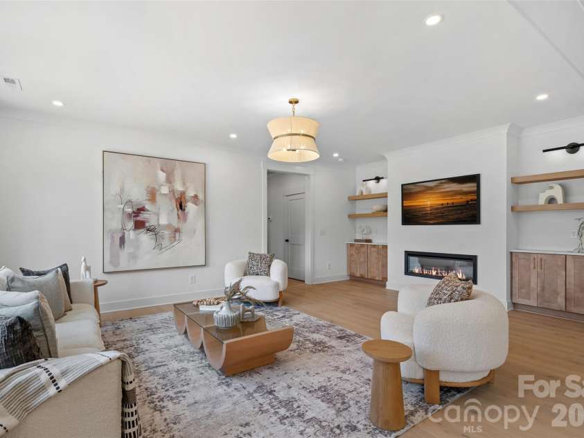 2902 Dogwood Avenue, Charlotte, NC 28206.  MLS# CAR4418351, YatesRealty ID 47398. 
