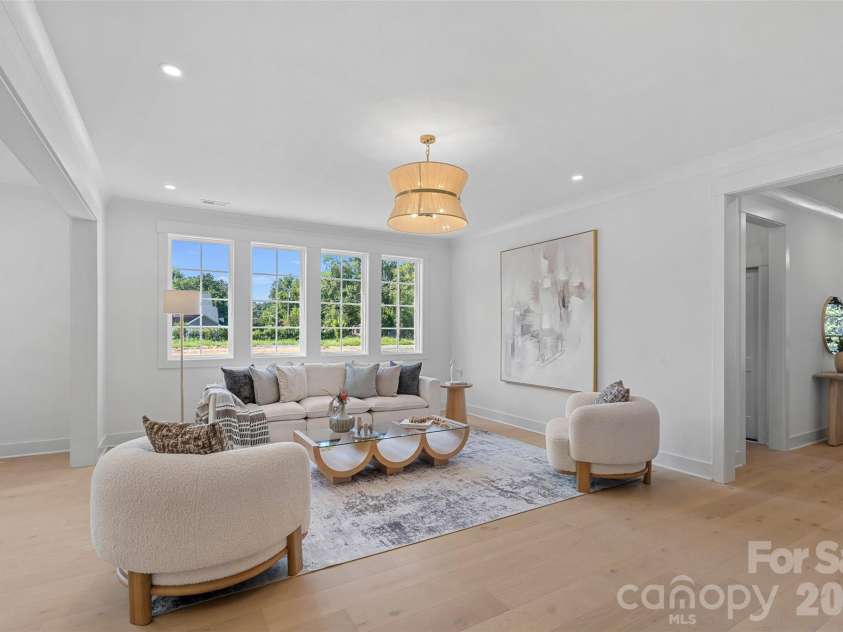 2902 Dogwood Avenue, Charlotte, NC 28206.  MLS# CAR4418351, YatesRealty ID 47398. 