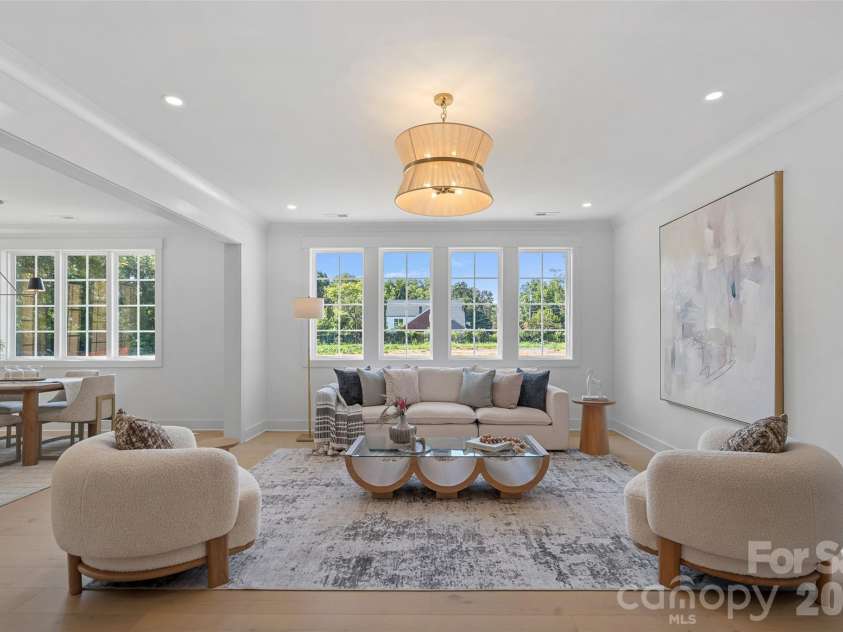 2902 Dogwood Avenue, Charlotte, NC 28206.  MLS# CAR4418351, YatesRealty ID 47398. 