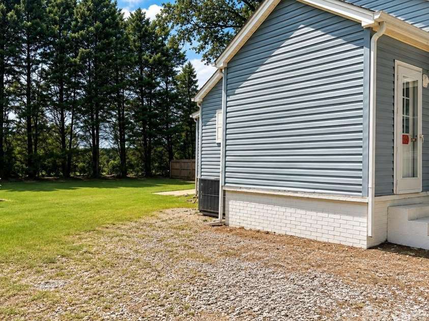 802 3rd Street, Conover, NC 28613.  MLS# CAR4417286, YatesRealty ID 47399. Back Yard