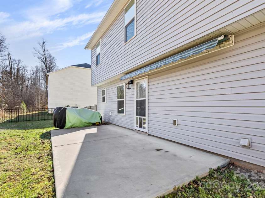 109 Berrybeth Circle, China Grove, NC 28023.  MLS# CAR4209475, YatesRealty ID 474. 