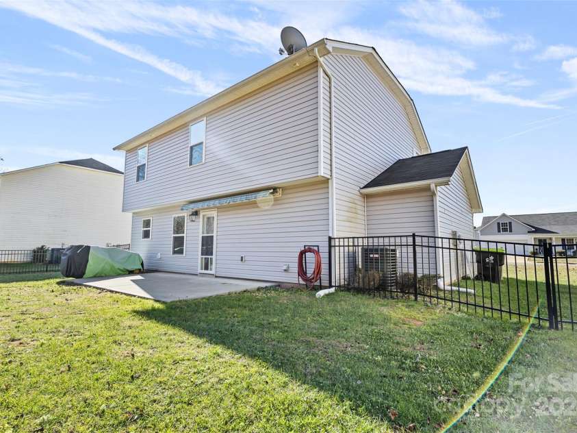 109 Berrybeth Circle, China Grove, NC 28023.  MLS# CAR4209475, YatesRealty ID 474. 