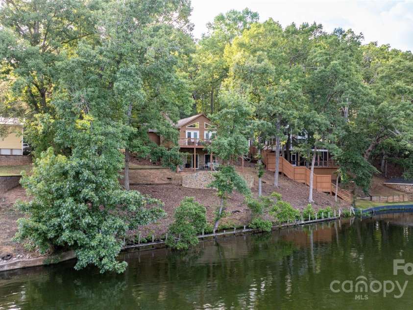 119 Harbor Lane, Mount Gilead, NC 27306.  MLS# CAR4244135, YatesRealty ID 4740. 