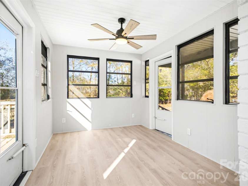 211 Ole Simpson Place, Catawba, SC 29704.  MLS# CAR4325172, YatesRealty ID 4740. 